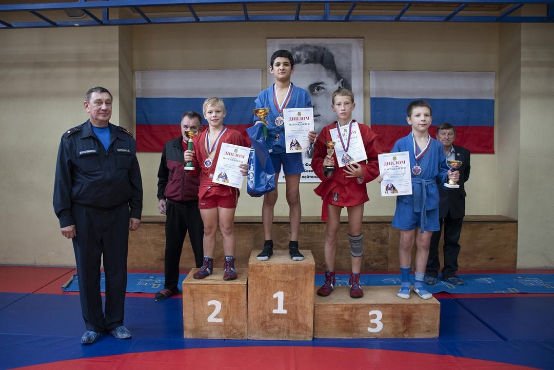 🤼‍♂ Сегодня под эгидой #Мособлпожспас состоялся турнир по самбо среди юных воспитанников секций единоборств спортивных клубов Московской и Тверской областей